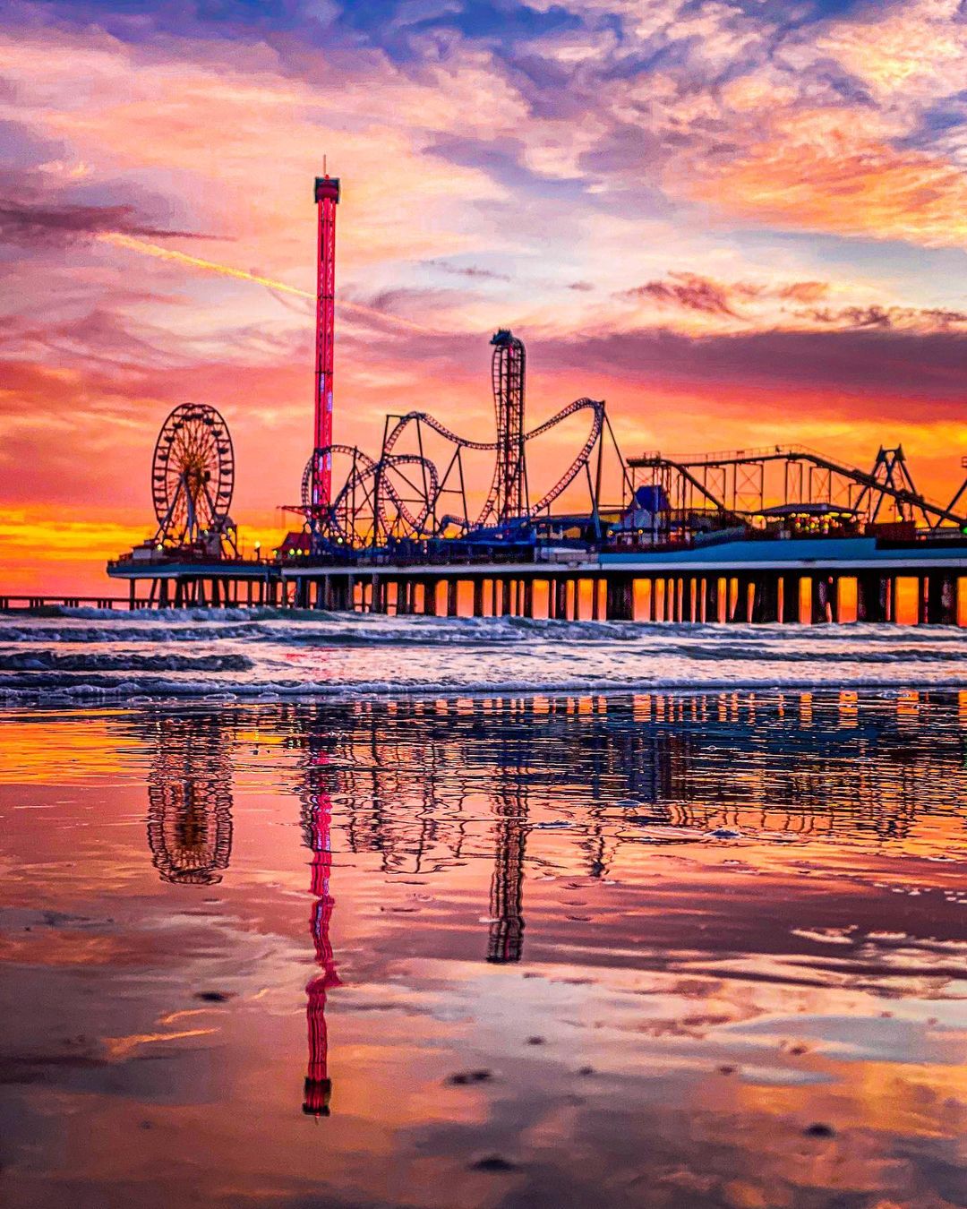 Galveston Island Historic Pleasure Pier at sunset in December