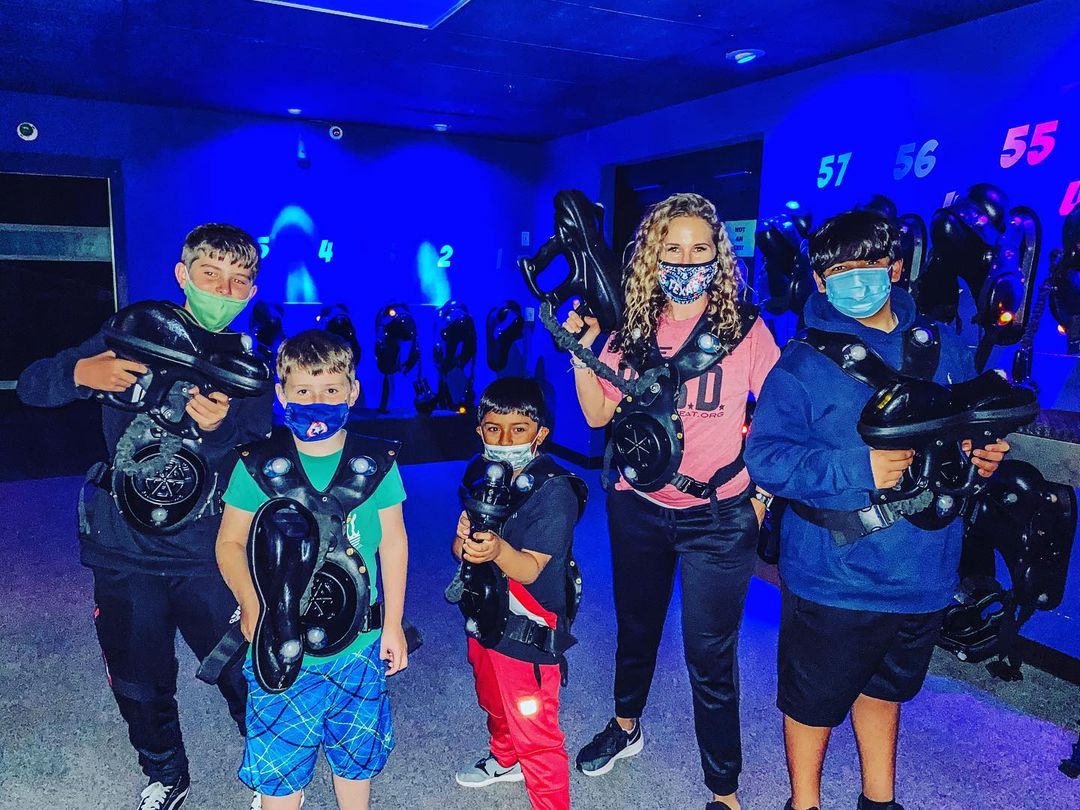 people playing lazer tag