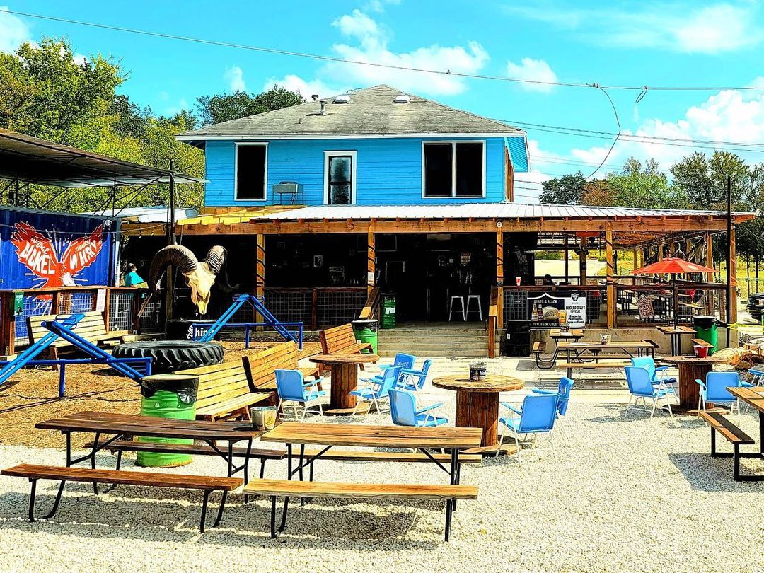 breweries in austin - south austin beer garden