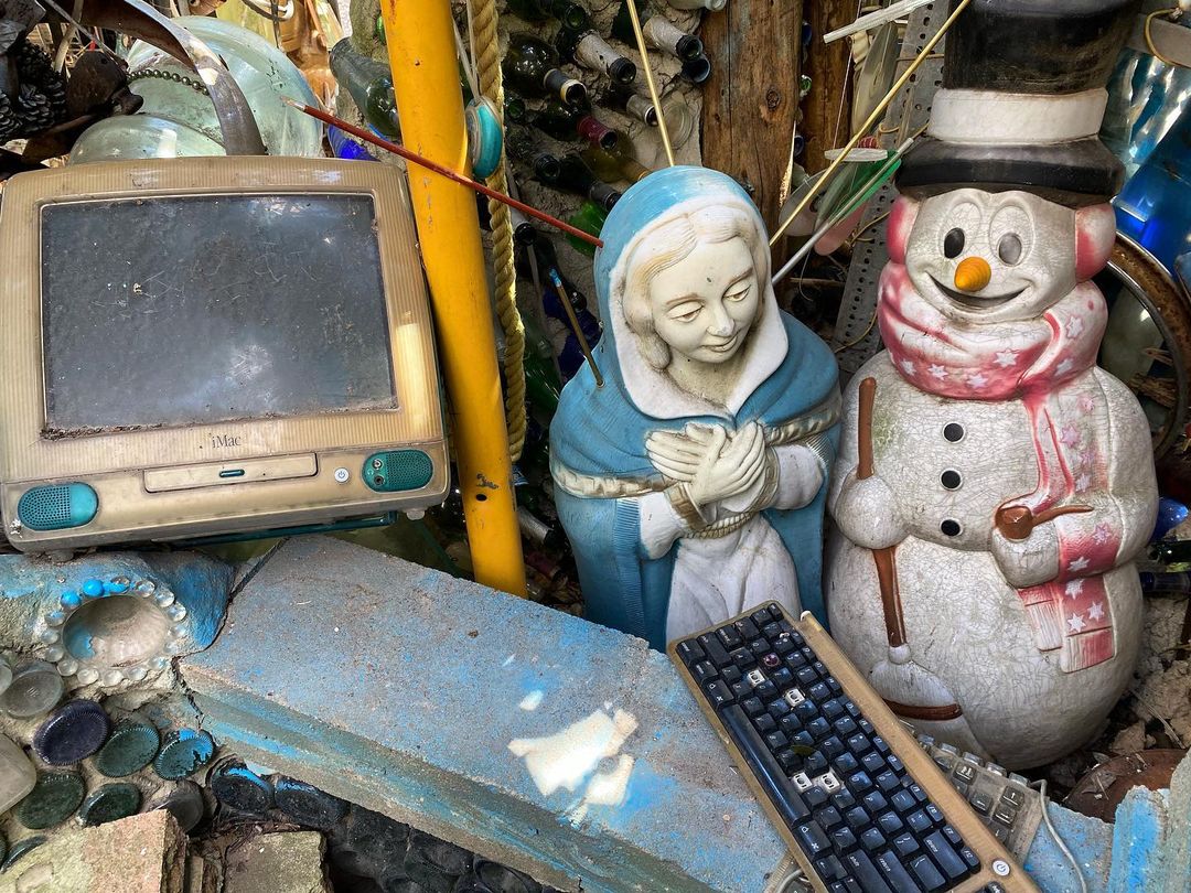 old iMac at the cathedral of junk in austin texas